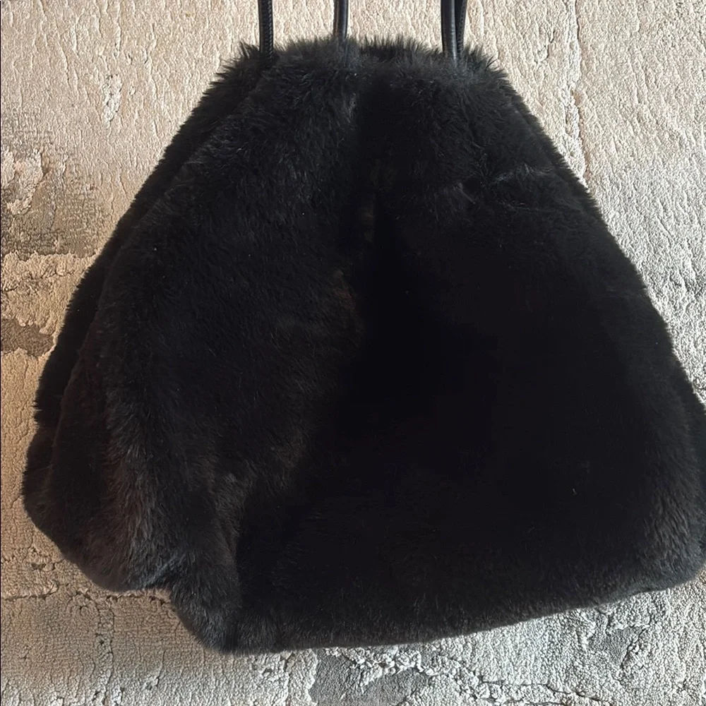 Kate Spade Black Shoulder Bag with Elegant Design